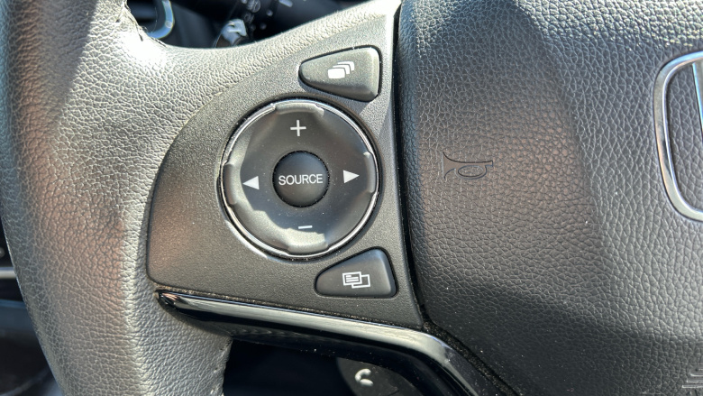 Honda HR-V 1.5 i-VTEC SE Navi CVT 5dr Petrol Hatchback